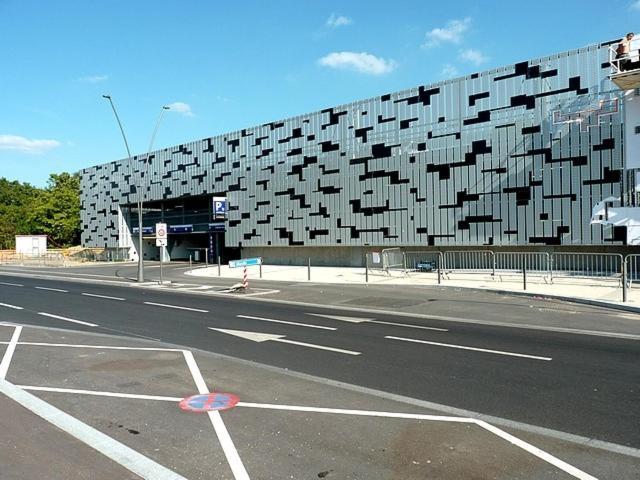 Appartement Spa Privatif Et Cinema Centre Ville Metz Exterior foto